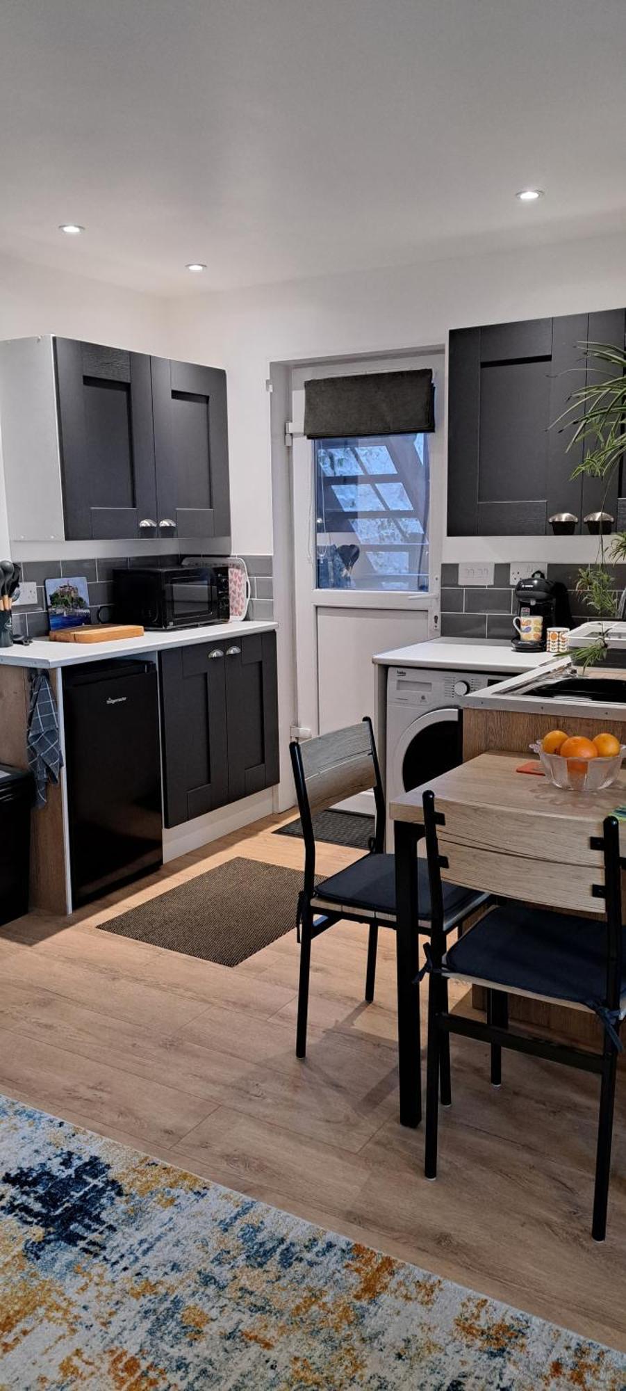 Modern Studio Apartment With Outstanding Views, Sleeps 2 Newlyn Eksteriør bilde