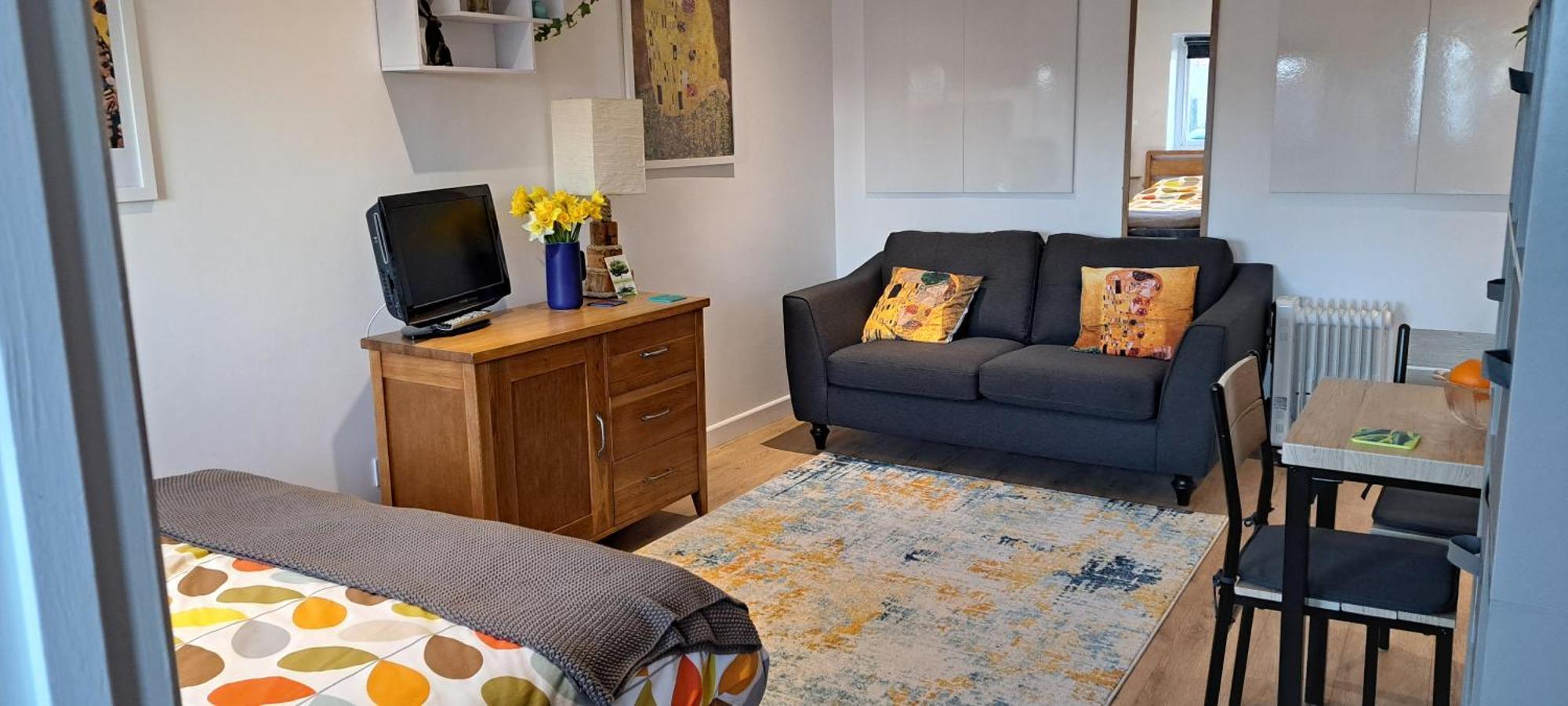 Modern Studio Apartment With Outstanding Views, Sleeps 2 Newlyn Eksteriør bilde