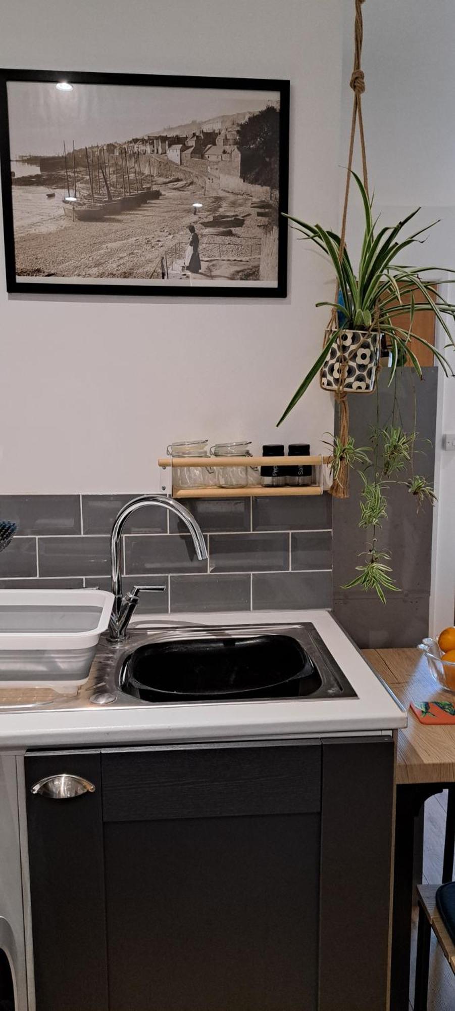 Modern Studio Apartment With Outstanding Views, Sleeps 2 Newlyn Eksteriør bilde