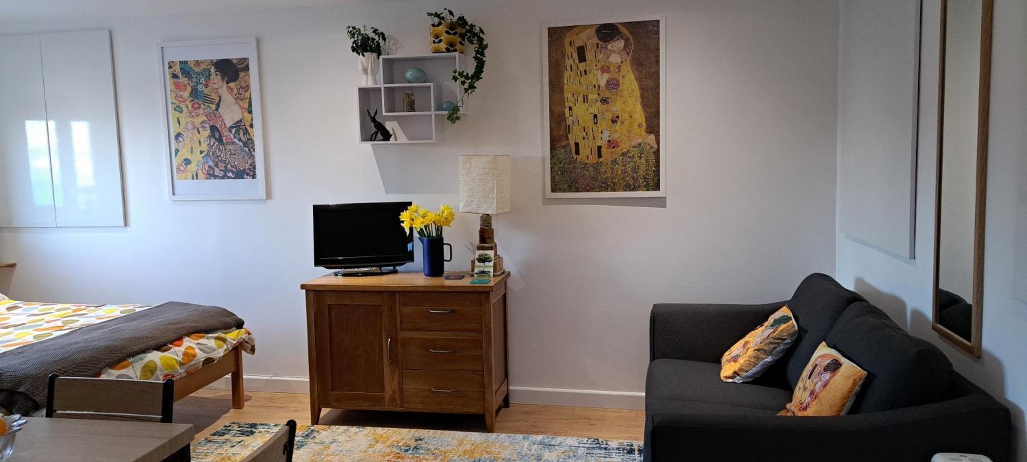 Modern Studio Apartment With Outstanding Views, Sleeps 2 Newlyn Eksteriør bilde