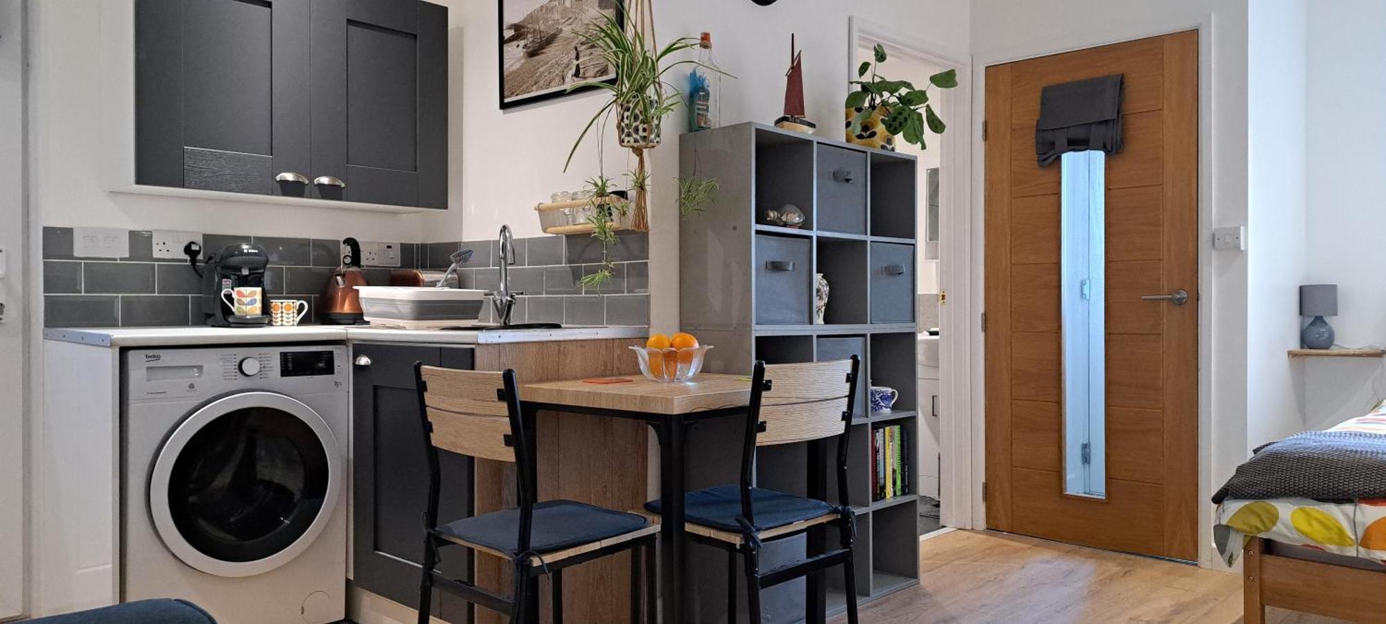 Modern Studio Apartment With Outstanding Views, Sleeps 2 Newlyn Eksteriør bilde