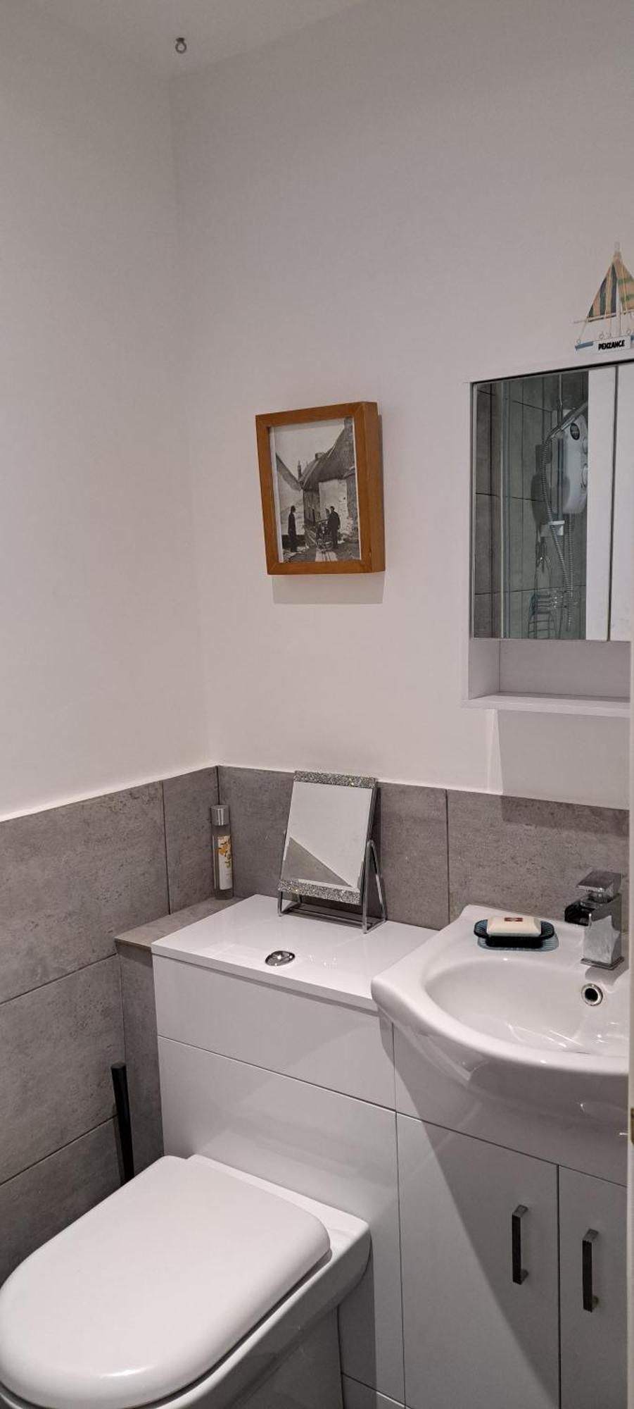 Modern Studio Apartment With Outstanding Views, Sleeps 2 Newlyn Eksteriør bilde