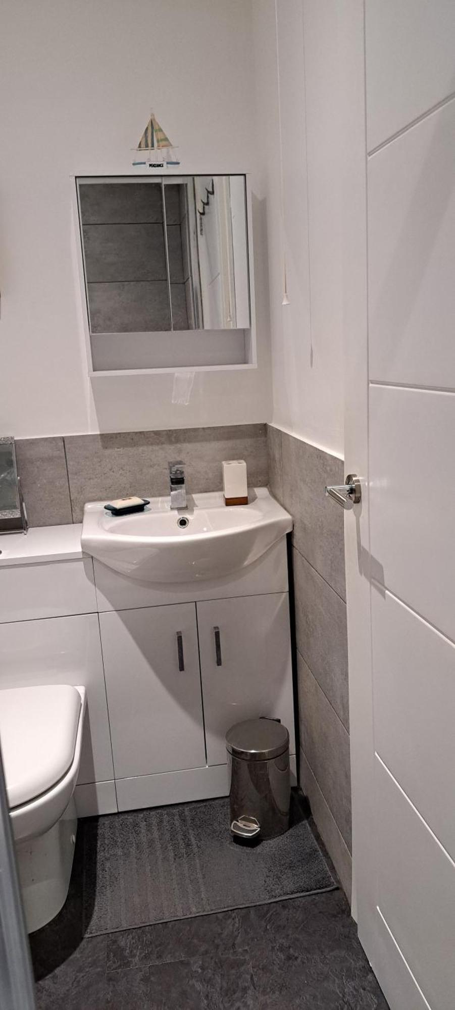 Modern Studio Apartment With Outstanding Views, Sleeps 2 Newlyn Eksteriør bilde